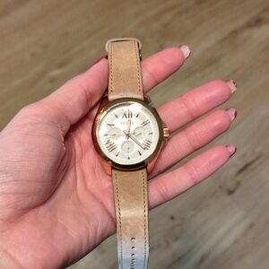 Fossil Women's Beige Leather Watch
